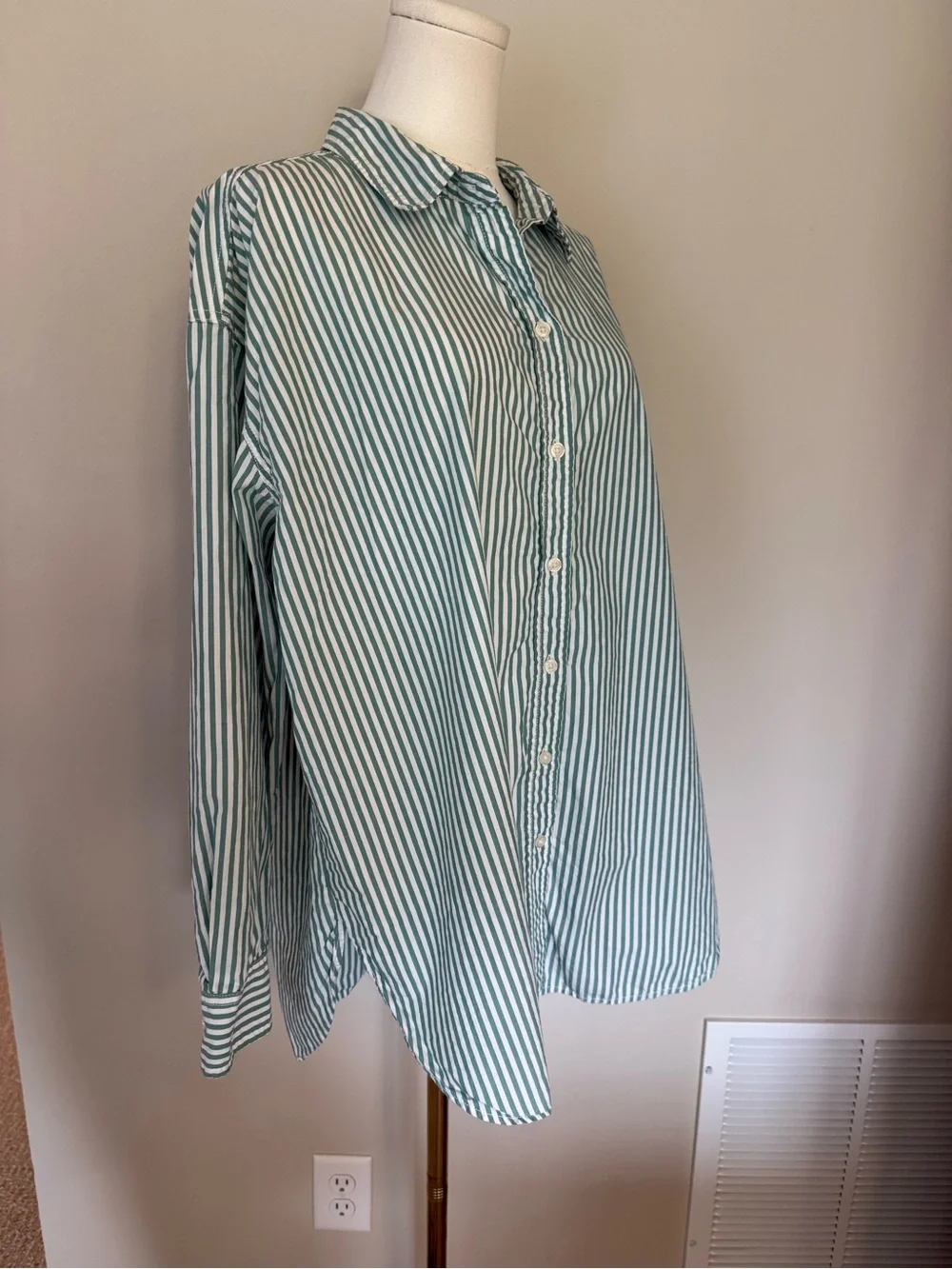 Universal Thread Green White Striped Oversized Cotton Button Down Boy Shirt L - Picture 8 of 10